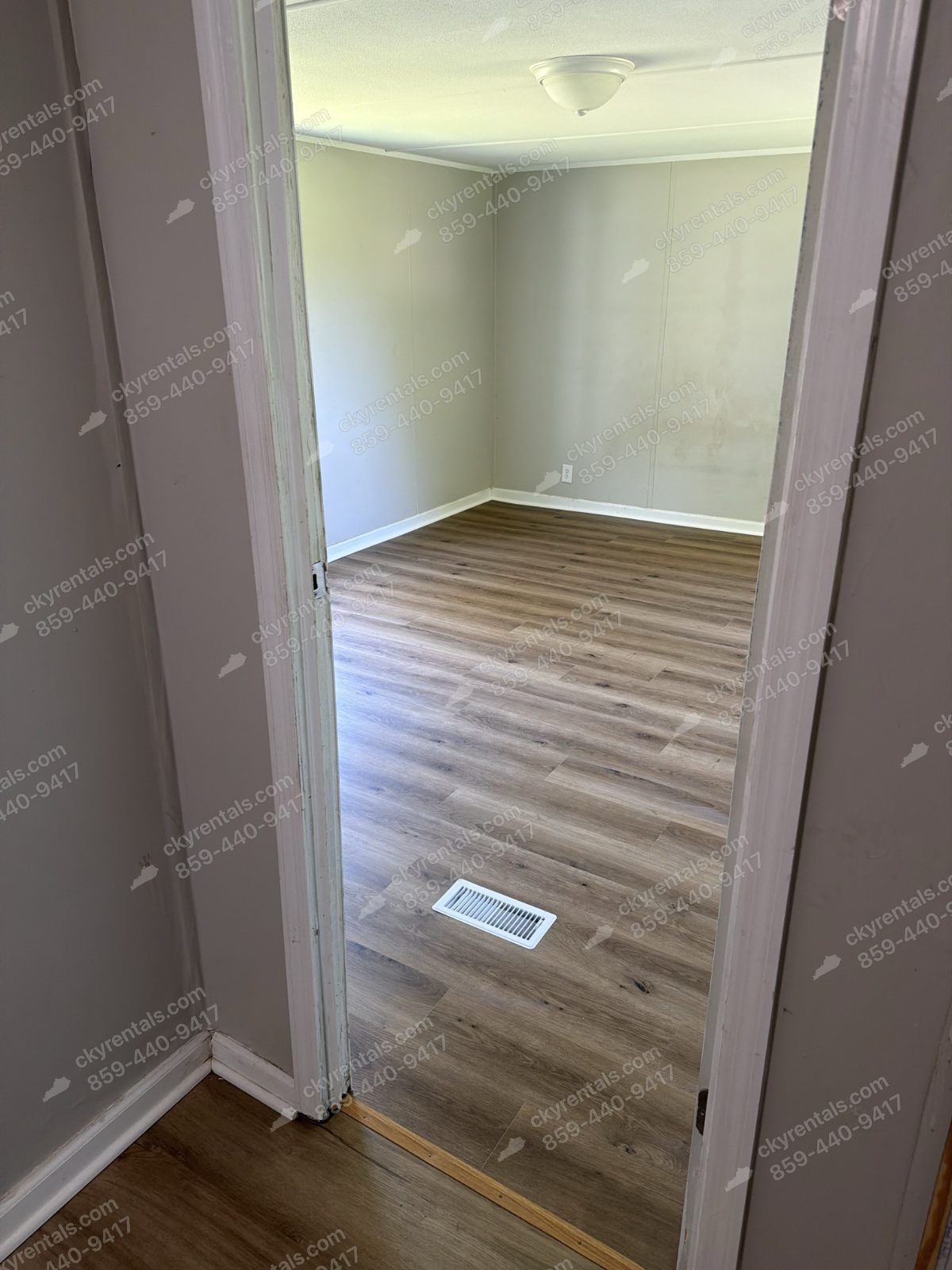 Move-in-Ready 2BR Home on a Corner Lot — Danville photo 3